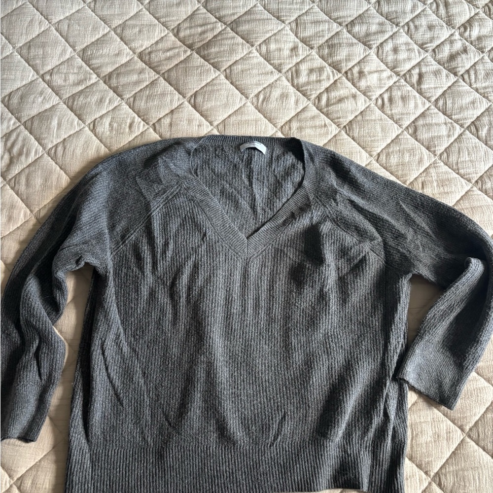 Old Navy Charcoal V-Neck Sweater for Men